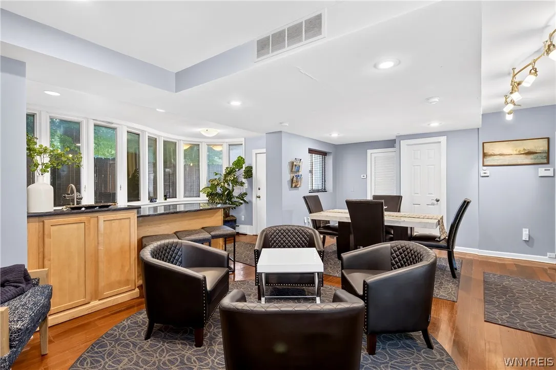 57 Virginia Place, Buffalo, New York 14202, Buffalo, New York 14202, 2 Bedrooms Bedrooms, 4 Rooms Rooms,1 BathroomBathrooms,Residential,For Sale,57 Virginia Place, Buffalo, New York 14202,0,B1698312