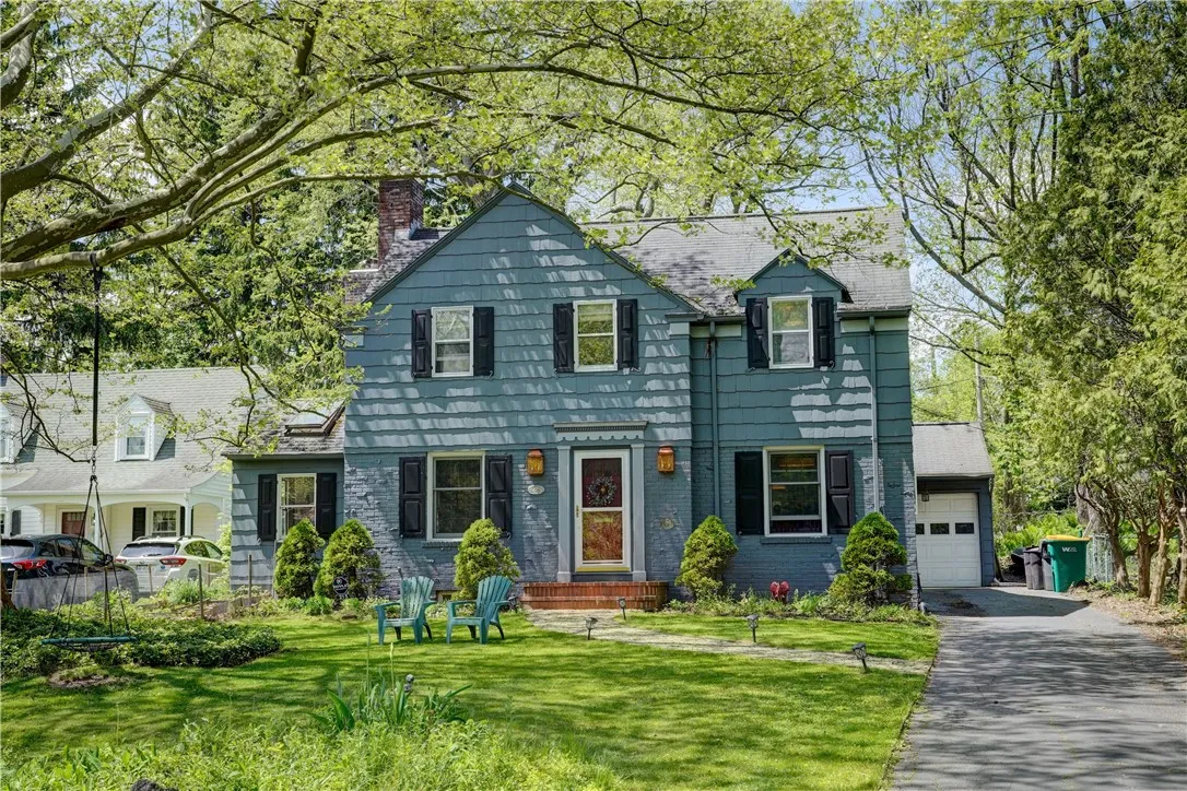 215 Roosevelt Road, Brighton, New York 14618, Brighton, New York 14618, 4 Bedrooms Bedrooms, 9 Rooms Rooms,2 BathroomsBathrooms,Residential,For Sale,215 Roosevelt Road, Brighton, New York 14618,0,R1699013