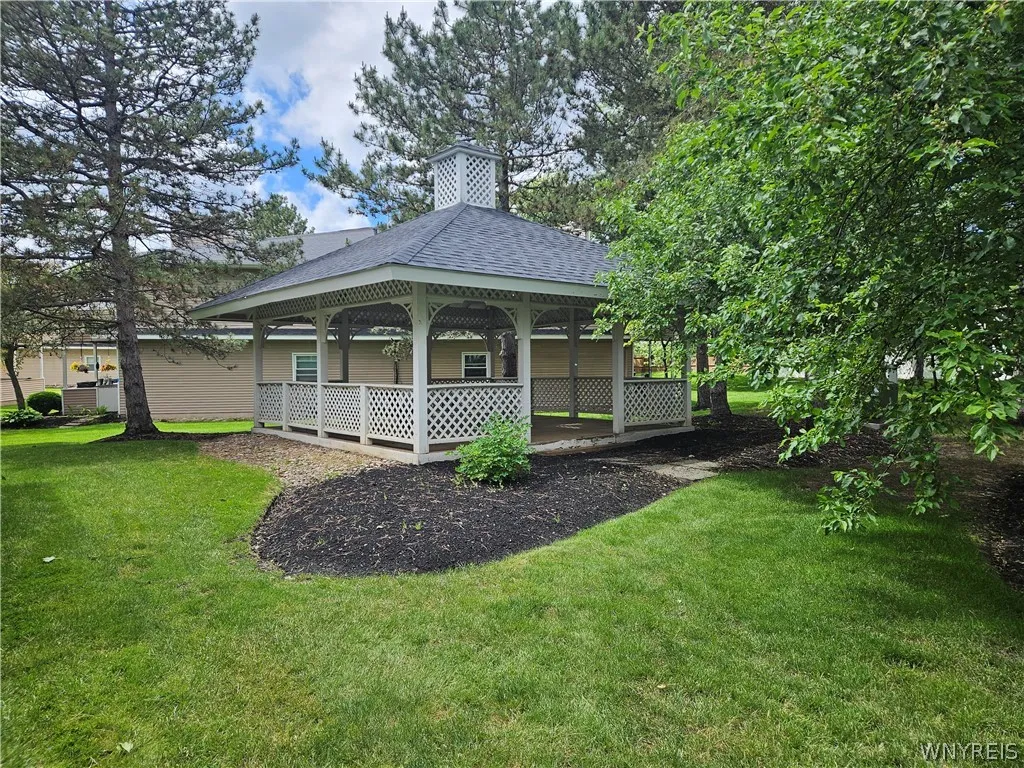 306 Sundown 5g, Amherst, New York 14221, Amherst, New York 14221, 2 Bedrooms Bedrooms, 7 Rooms Rooms,2 BathroomsBathrooms,Residential Lease,For Rent,306 Sundown 5g, Amherst, New York 14221,0,B1699068