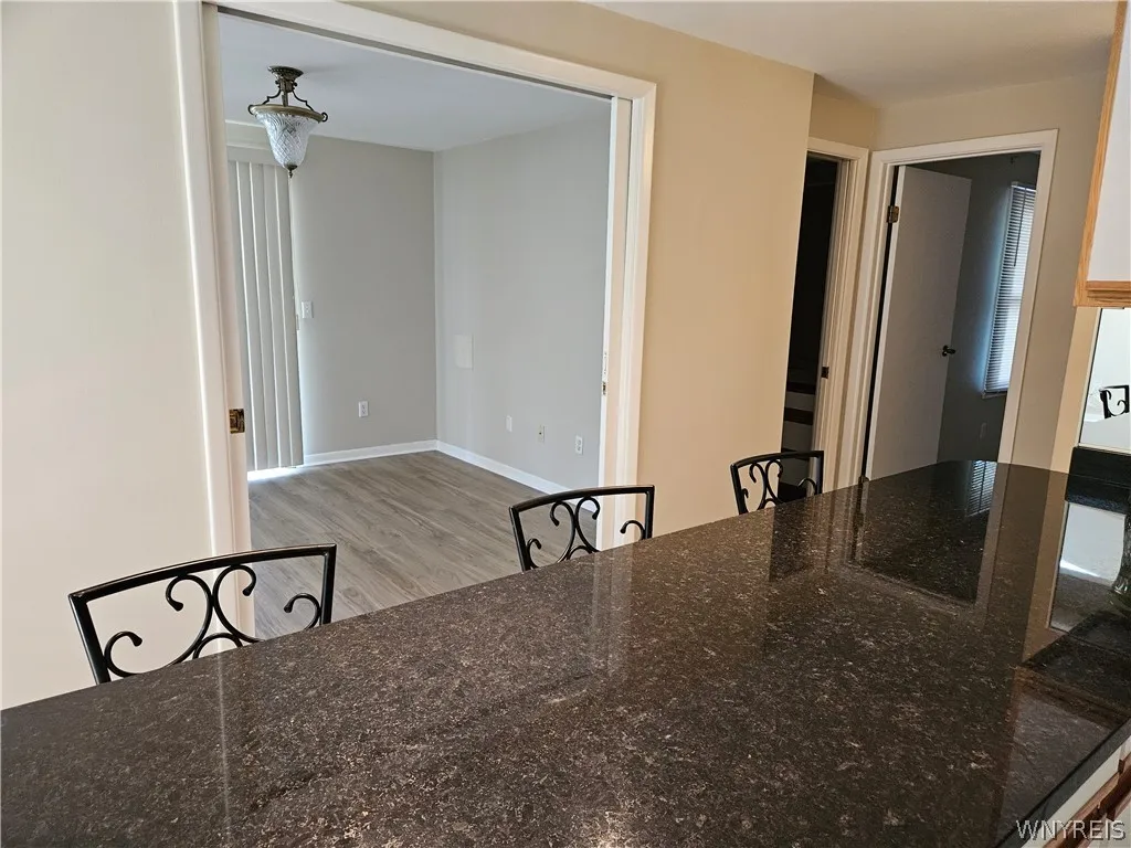 306 Sundown 5g, Amherst, New York 14221, Amherst, New York 14221, 2 Bedrooms Bedrooms, 7 Rooms Rooms,2 BathroomsBathrooms,Residential Lease,For Rent,306 Sundown 5g, Amherst, New York 14221,0,B1699068