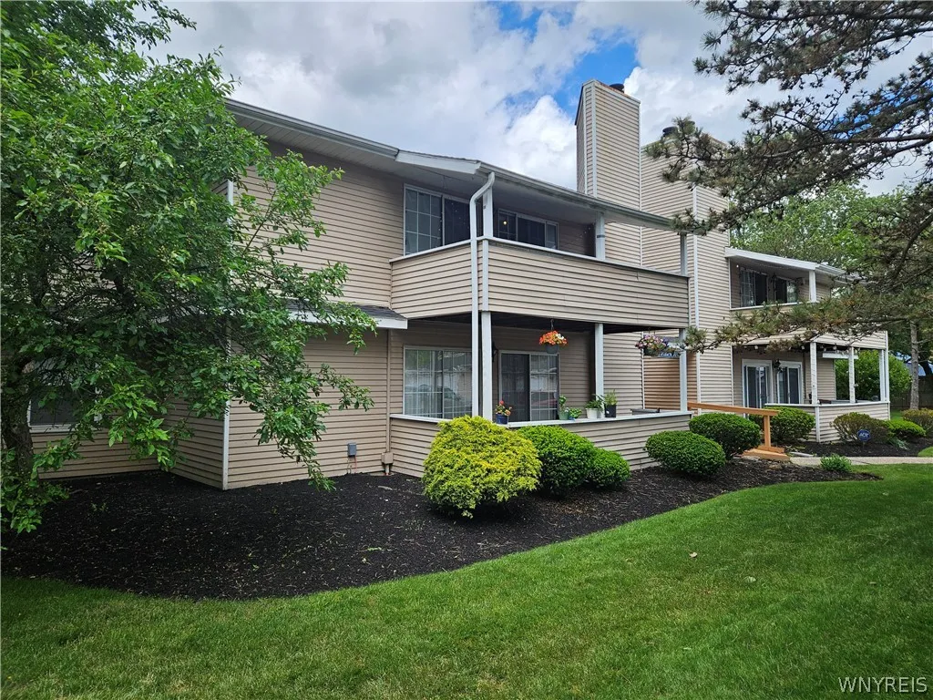 306 Sundown 5g, Amherst, New York 14221, Amherst, New York 14221, 2 Bedrooms Bedrooms, 7 Rooms Rooms,2 BathroomsBathrooms,Residential Lease,For Rent,306 Sundown 5g, Amherst, New York 14221,0,B1699068