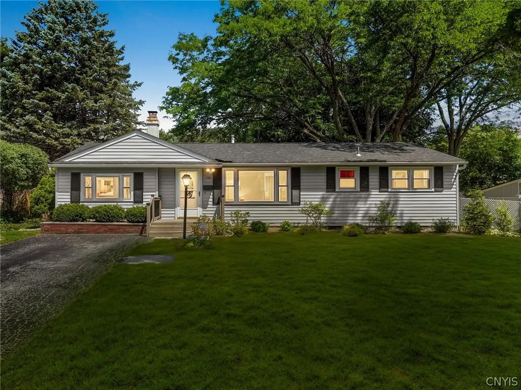 106 Greenhedge Drive, Camillus, New York 13031, Camillus, New York 13031, 3 Bedrooms Bedrooms, 7 Rooms Rooms,1 BathroomBathrooms,Residential,For Sale,106 Greenhedge Drive, Camillus, New York 13031,0,S1698142