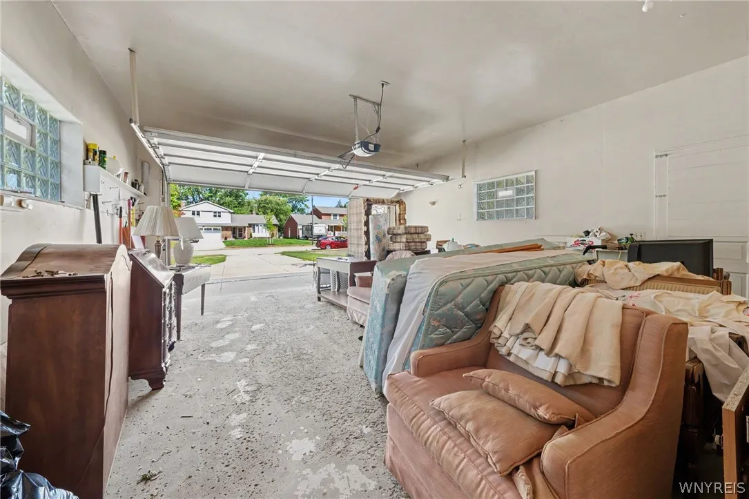 86 Mahogany Drive, Amherst, New York 14221, Amherst, New York 14221, 3 Bedrooms Bedrooms, 7 Rooms Rooms,1 BathroomBathrooms,Residential,For Sale,86 Mahogany Drive, Amherst, New York 14221,0,B1696595