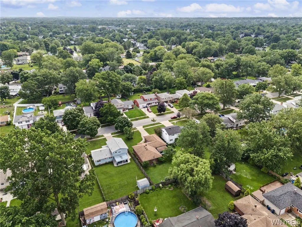 86 Mahogany Drive, Amherst, New York 14221, Amherst, New York 14221, 3 Bedrooms Bedrooms, 7 Rooms Rooms,1 BathroomBathrooms,Residential,For Sale,86 Mahogany Drive, Amherst, New York 14221,0,B1696595