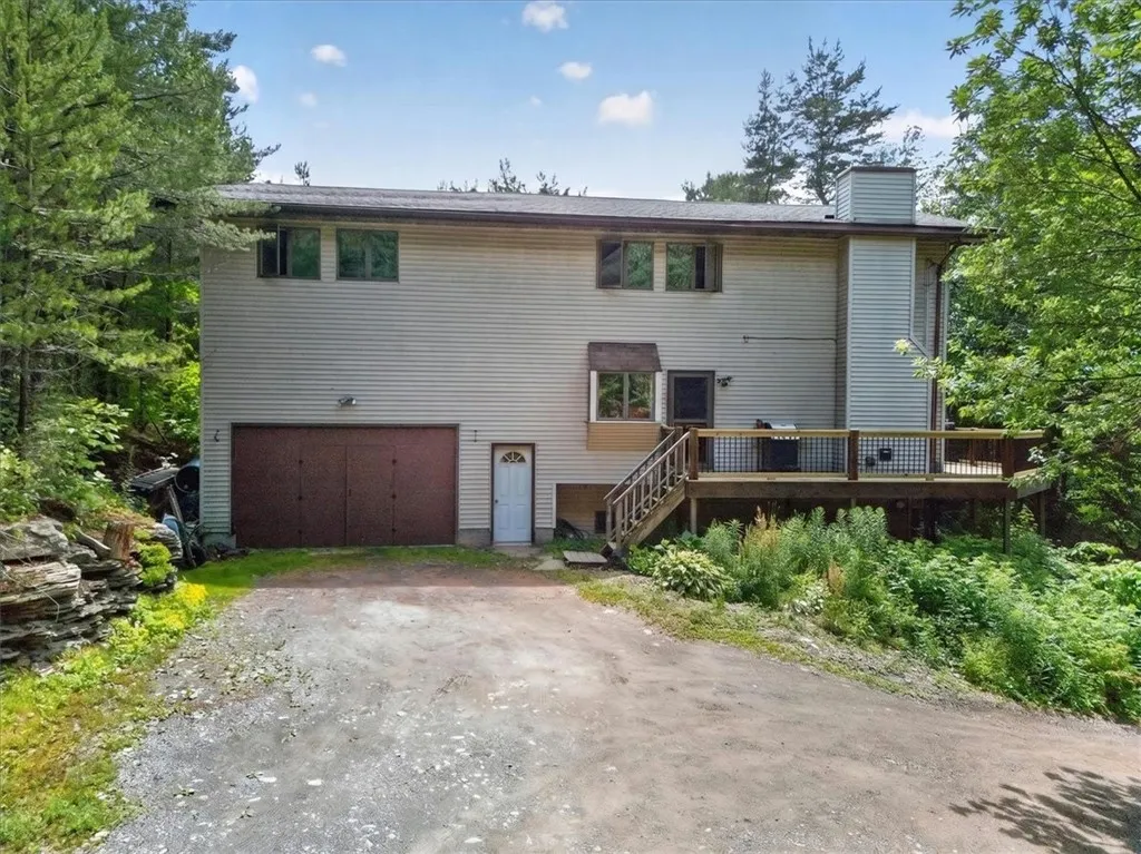 6595 State Route 15a, Canadice, New York 14560, Canadice, New York 14560, 3 Bedrooms Bedrooms, 8 Rooms Rooms,2 BathroomsBathrooms,Residential,For Sale,6595 State Route 15a, Canadice, New York 14560,0,R1698845