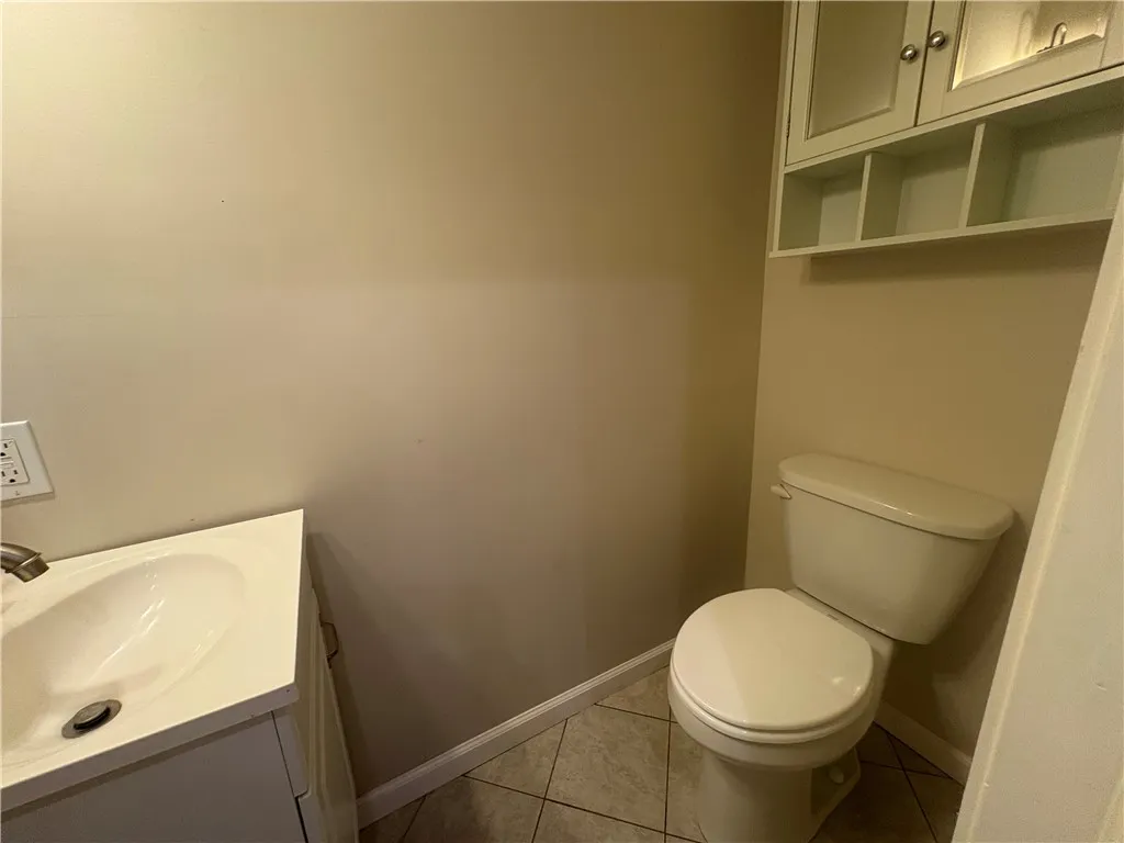 6 Walnut Street 2, Oneonta, New York 13820, Oneonta, New York 13820, 2 Bedrooms Bedrooms, 5 Rooms Rooms,1 BathroomBathrooms,Residential Lease,For Rent,6 Walnut Street 2, Oneonta, New York 13820,0,R1699114