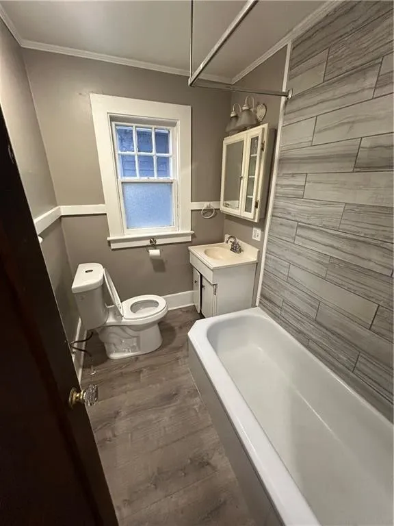 343 Genesee Park Boulevard, Rochester, New York 14, Rochester, New York 14619, 2 Bedrooms Bedrooms, 4 Rooms Rooms,1 BathroomBathrooms,Residential Lease,For Rent,343 Genesee Park Boulevard, Rochester, New York 14,0,R1697805