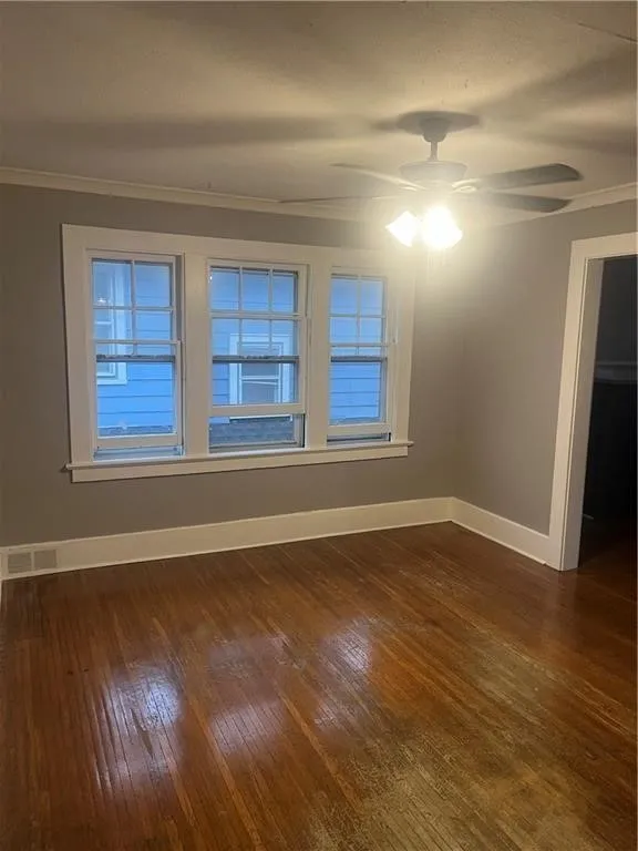 343 Genesee Park Boulevard, Rochester, New York 14, Rochester, New York 14619, 2 Bedrooms Bedrooms, 4 Rooms Rooms,1 BathroomBathrooms,Residential Lease,For Rent,343 Genesee Park Boulevard, Rochester, New York 14,0,R1697805