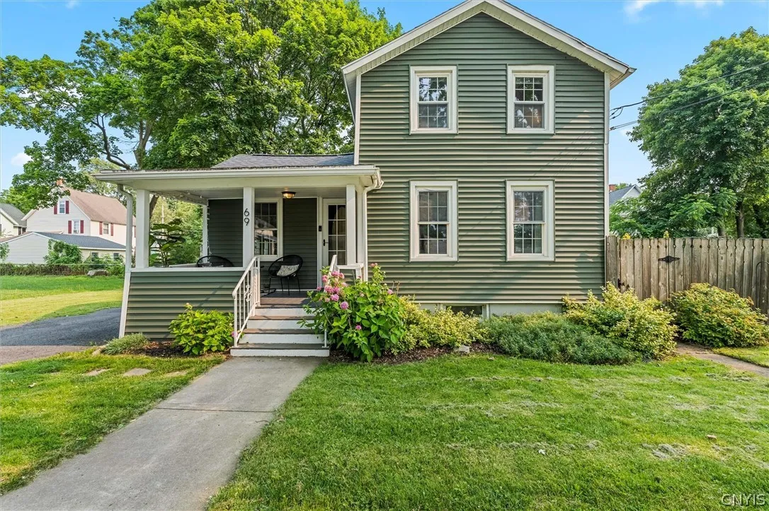 69 Hamilton Avenue, Auburn, New York 13021, Auburn, New York 13021, 3 Bedrooms Bedrooms, 7 Rooms Rooms,1 BathroomBathrooms,Residential,For Sale,69 Hamilton Avenue, Auburn, New York 13021,0,S1699140