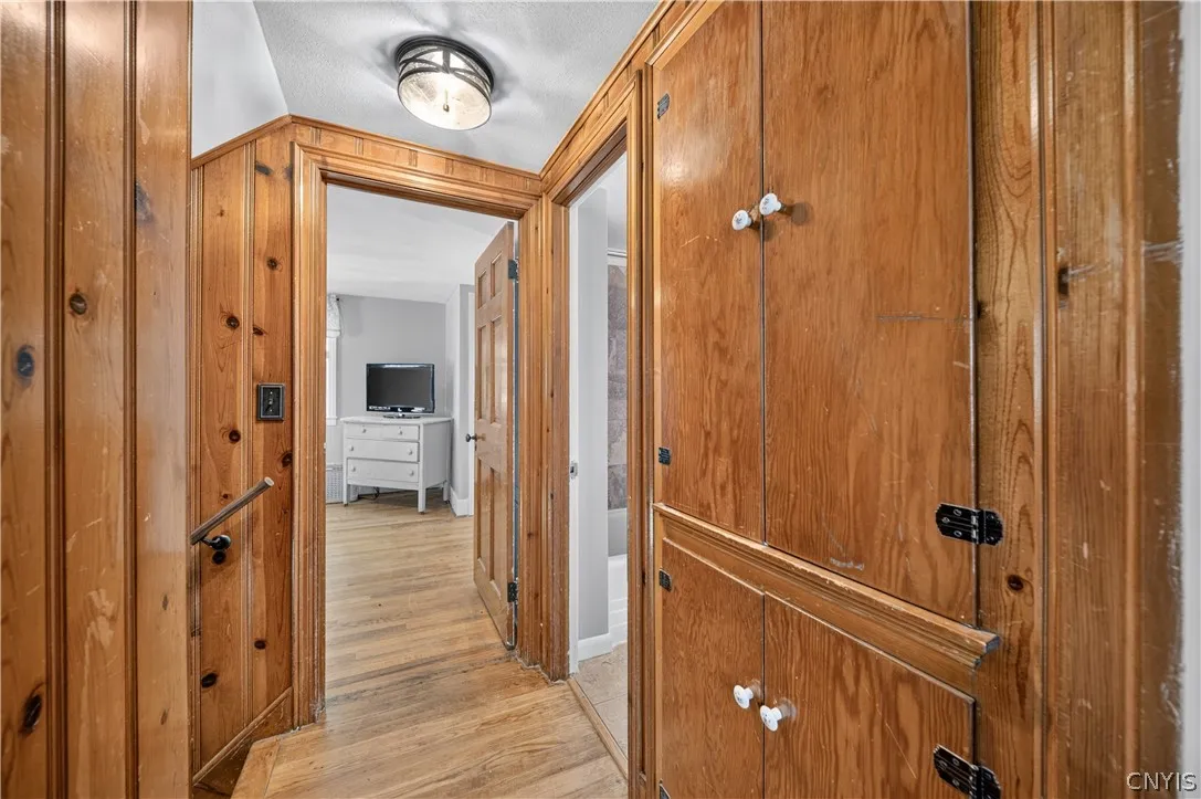 5352 Onondaga Road, Camillus, New York 13031, Camillus, New York 13031, 4 Bedrooms Bedrooms, 8 Rooms Rooms,1 BathroomBathrooms,Residential,For Sale,5352 Onondaga Road, Camillus, New York 13031,0,S1698778