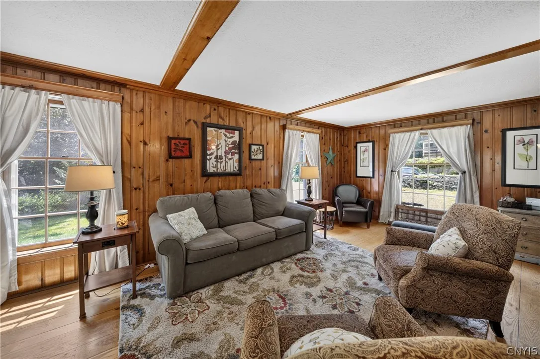 5352 Onondaga Road, Camillus, New York 13031, Camillus, New York 13031, 4 Bedrooms Bedrooms, 8 Rooms Rooms,1 BathroomBathrooms,Residential,For Sale,5352 Onondaga Road, Camillus, New York 13031,0,S1698778