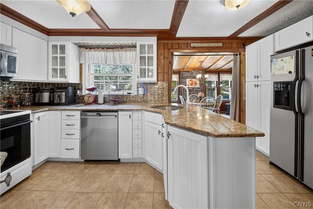 5352 Onondaga Road, Camillus, New York 13031, Camillus, New York 13031, 4 Bedrooms Bedrooms, 8 Rooms Rooms,1 BathroomBathrooms,Residential,For Sale,5352 Onondaga Road, Camillus, New York 13031,0,S1698778