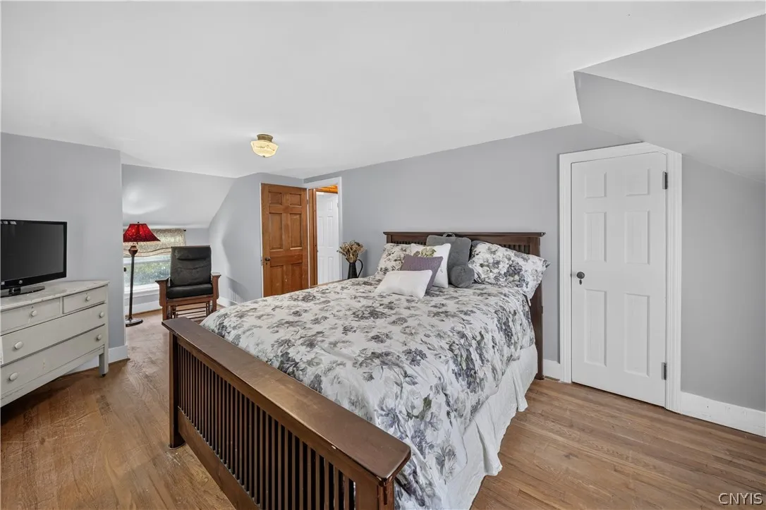5352 Onondaga Road, Camillus, New York 13031, Camillus, New York 13031, 4 Bedrooms Bedrooms, 8 Rooms Rooms,1 BathroomBathrooms,Residential,For Sale,5352 Onondaga Road, Camillus, New York 13031,0,S1698778