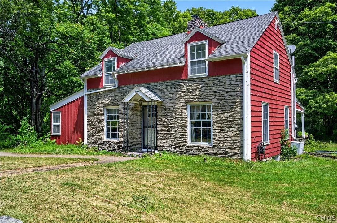 5352 Onondaga Road, Camillus, New York 13031, Camillus, New York 13031, 4 Bedrooms Bedrooms, 8 Rooms Rooms,1 BathroomBathrooms,Residential,For Sale,5352 Onondaga Road, Camillus, New York 13031,0,S1698778