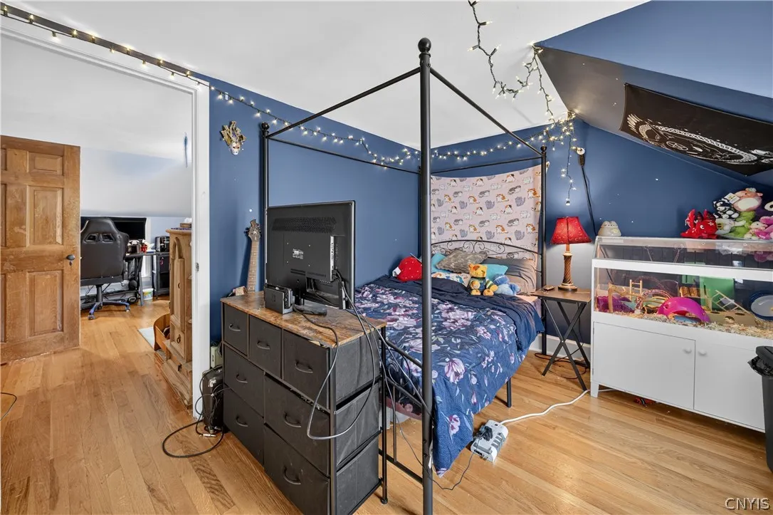 5352 Onondaga Road, Camillus, New York 13031, Camillus, New York 13031, 4 Bedrooms Bedrooms, 8 Rooms Rooms,1 BathroomBathrooms,Residential,For Sale,5352 Onondaga Road, Camillus, New York 13031,0,S1698778