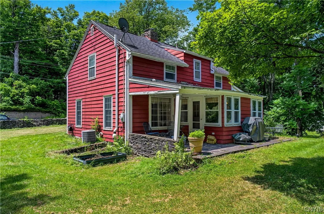 5352 Onondaga Road, Camillus, New York 13031, Camillus, New York 13031, 4 Bedrooms Bedrooms, 8 Rooms Rooms,1 BathroomBathrooms,Residential,For Sale,5352 Onondaga Road, Camillus, New York 13031,0,S1698778
