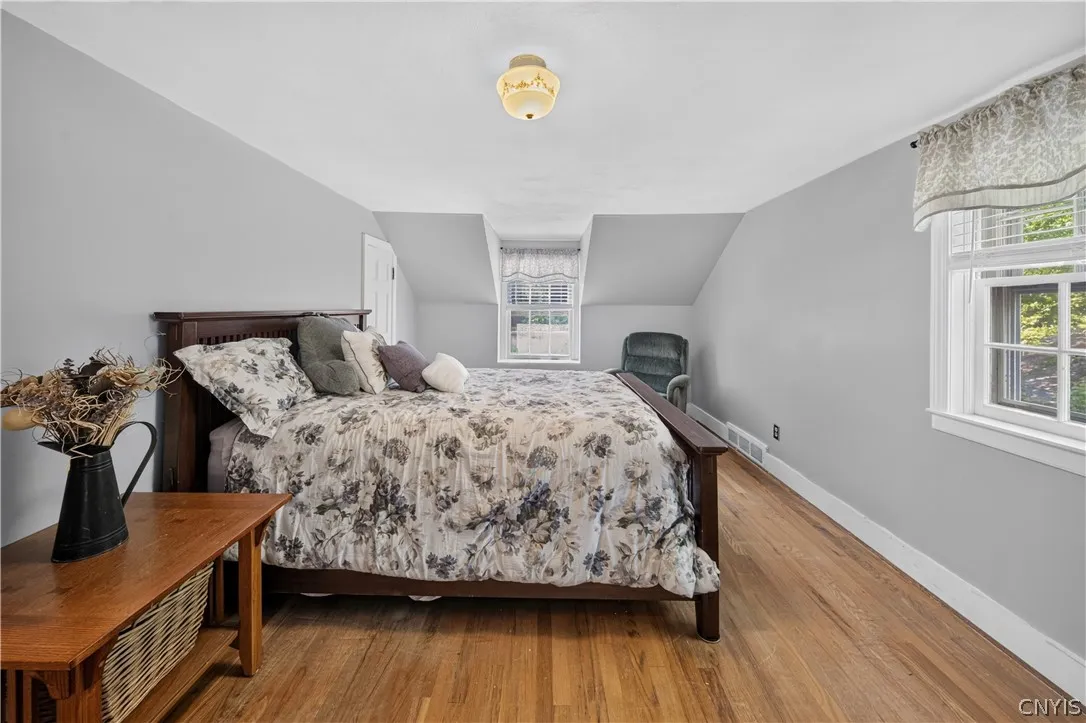 5352 Onondaga Road, Camillus, New York 13031, Camillus, New York 13031, 4 Bedrooms Bedrooms, 8 Rooms Rooms,1 BathroomBathrooms,Residential,For Sale,5352 Onondaga Road, Camillus, New York 13031,0,S1698778