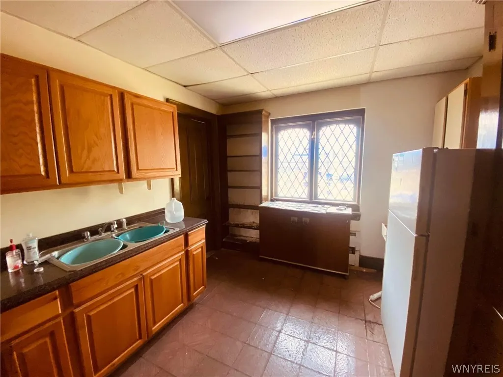 11 Doat Street, Buffalo, New York 14211, Buffalo, New York 14211, 17 Rooms Rooms,Commercial Sale,For Sale,11 Doat Street, Buffalo, New York 14211,0,B1694317