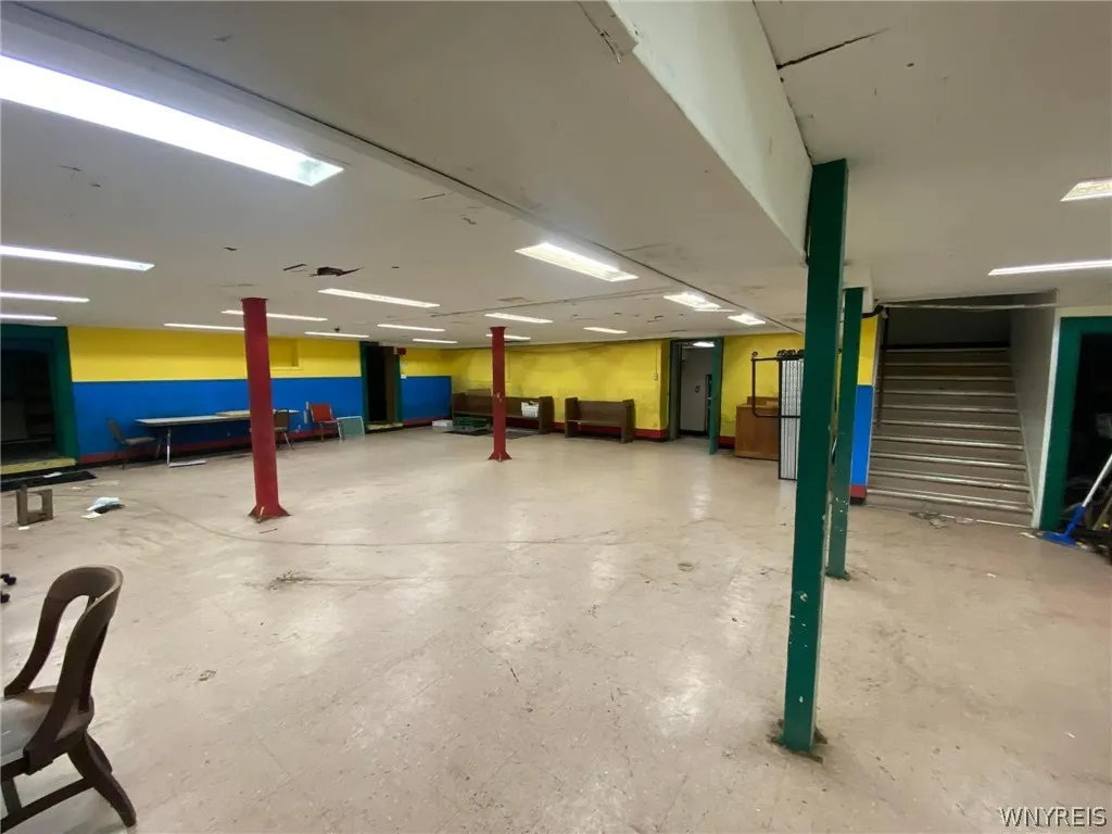 11 Doat Street, Buffalo, New York 14211, Buffalo, New York 14211, 17 Rooms Rooms,Commercial Sale,For Sale,11 Doat Street, Buffalo, New York 14211,0,B1694317