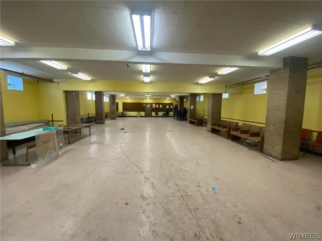 11 Doat Street, Buffalo, New York 14211, Buffalo, New York 14211, 17 Rooms Rooms,Commercial Sale,For Sale,11 Doat Street, Buffalo, New York 14211,0,B1694317