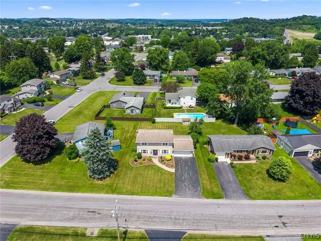 614 West Granger Road, Geddes, New York 13219, Geddes, New York 13219, 4 Bedrooms Bedrooms, 9 Rooms Rooms,1 BathroomBathrooms,Residential,For Sale,614 West Granger Road, Geddes, New York 13219,0,S1698360