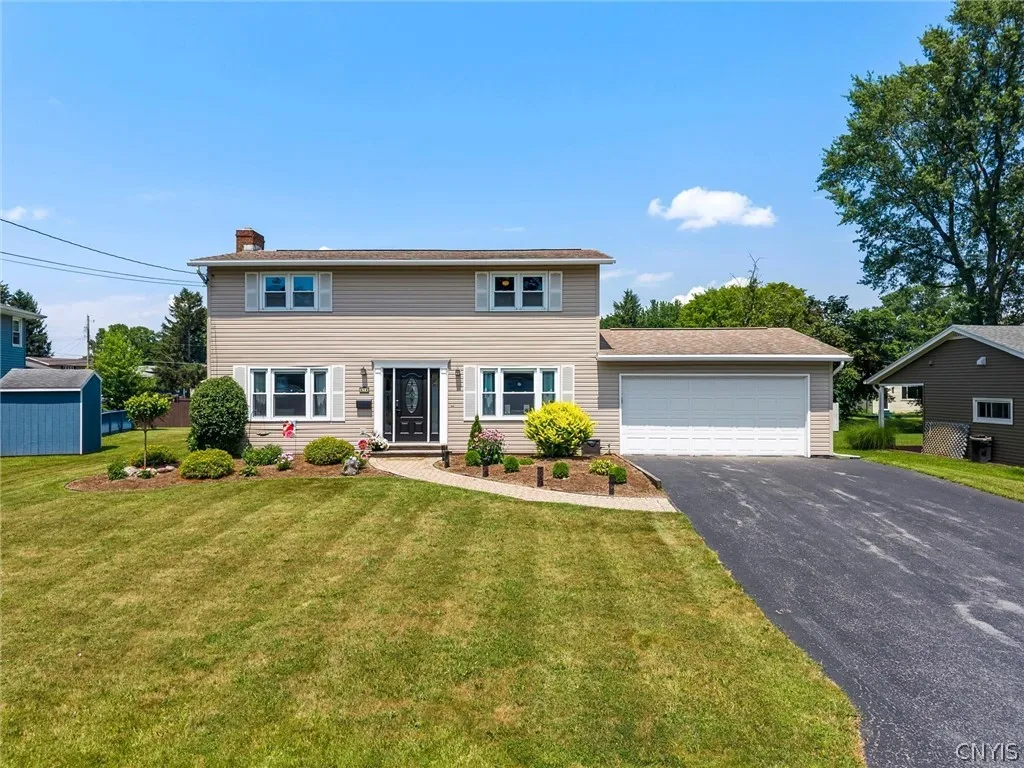 614 West Granger Road, Geddes, New York 13219, Geddes, New York 13219, 4 Bedrooms Bedrooms, 9 Rooms Rooms,1 BathroomBathrooms,Residential,For Sale,614 West Granger Road, Geddes, New York 13219,0,S1698360