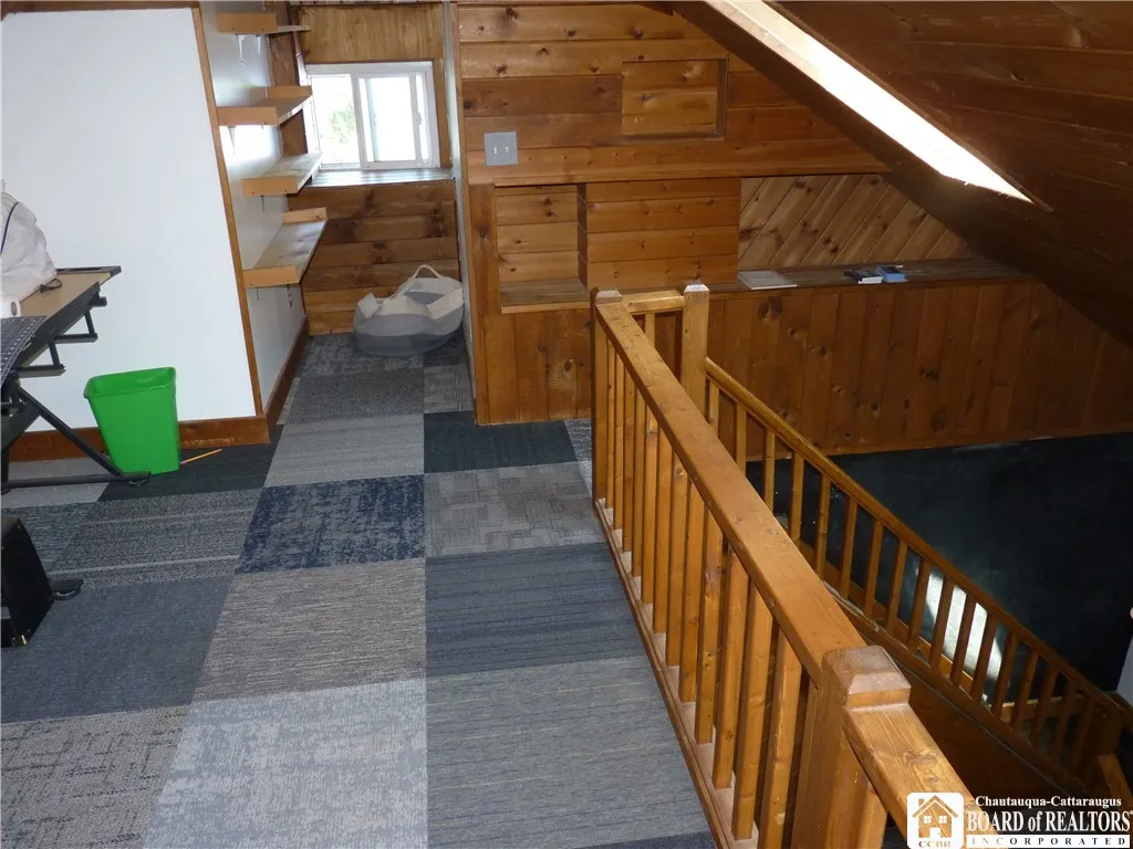 Upper loft with skylights