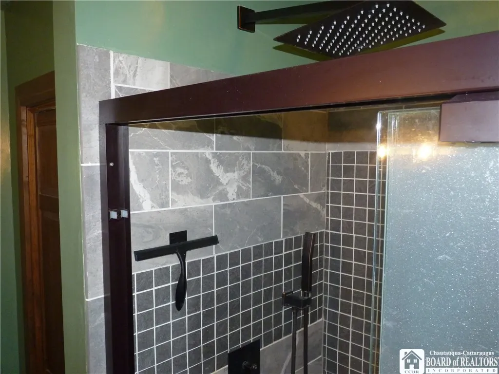 Walk in shower