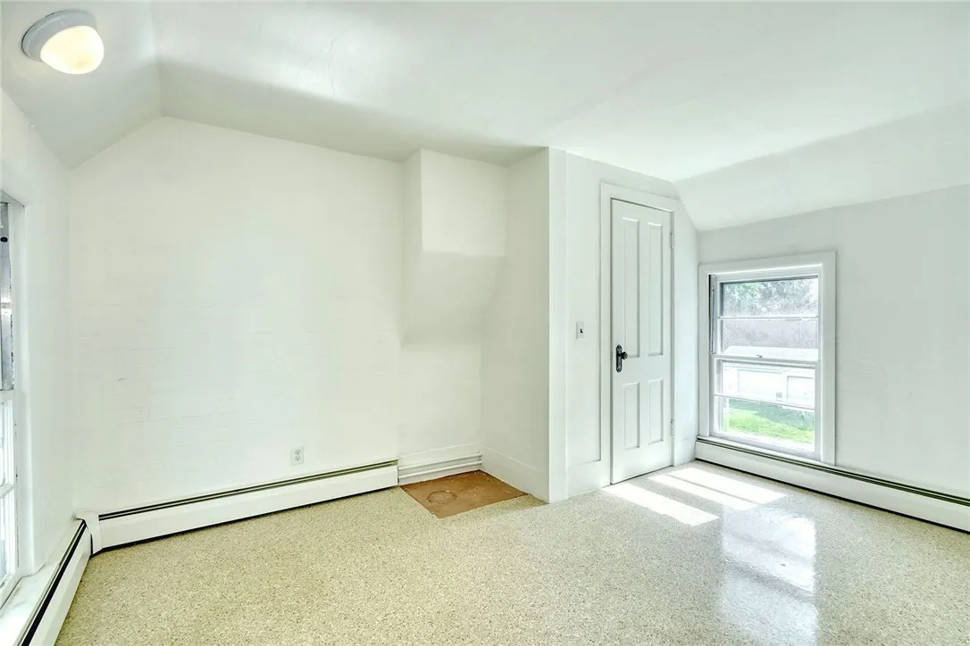 BEDROOM #4