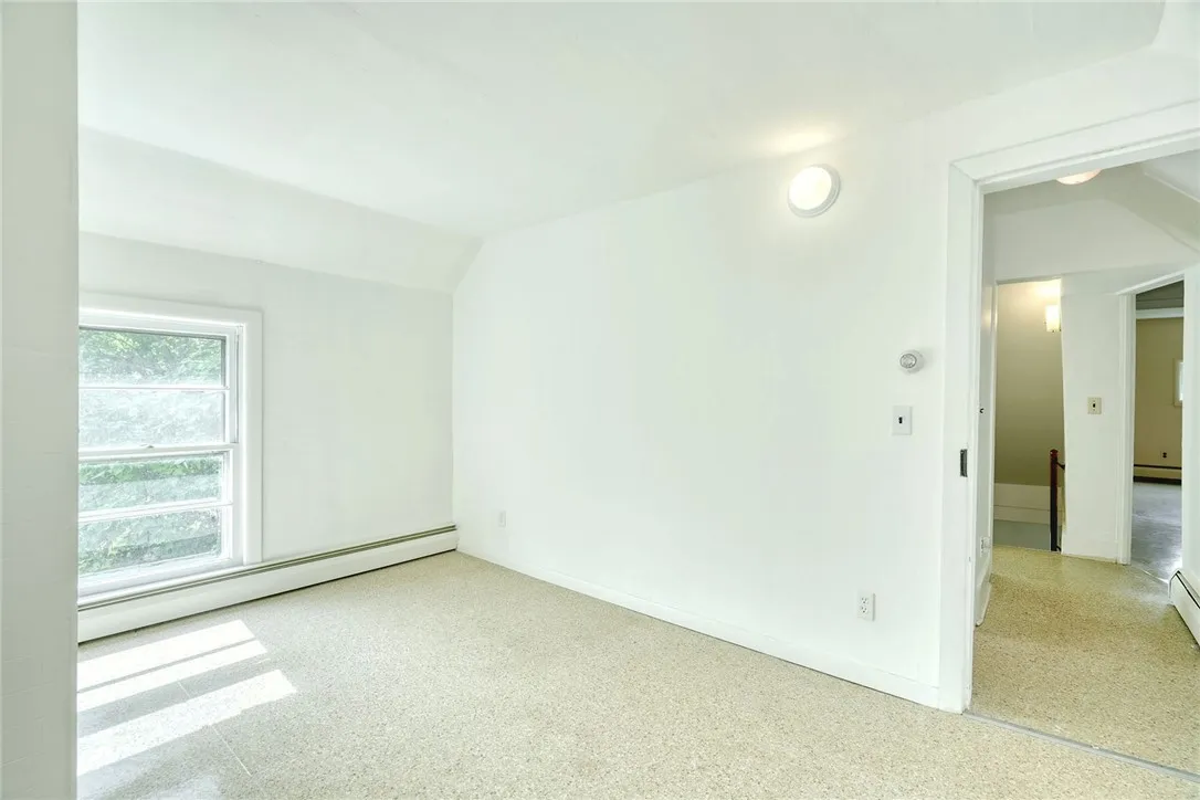 BEDROOM #4