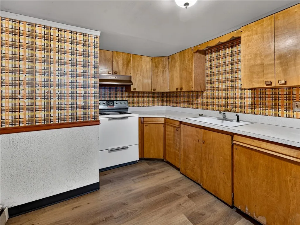 2nd kitchen in basement