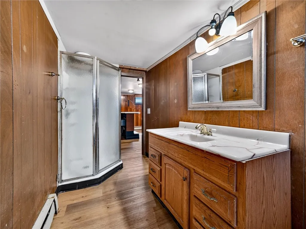 Full bath in basement