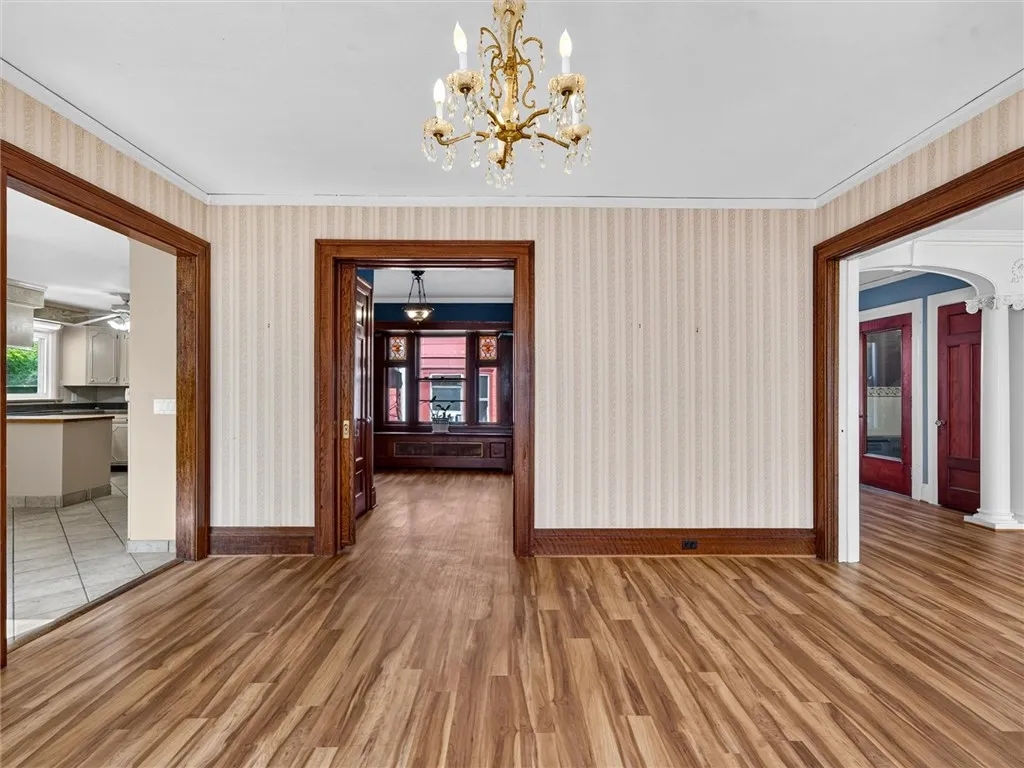 199 Seneca Parkway, Rochester, New York 14613, Rochester, New York 14613, 4 Bedrooms Bedrooms, 11 Rooms Rooms,2 BathroomsBathrooms,Residential,For Sale,199 Seneca Parkway, Rochester, New York 14613,0,R1699073