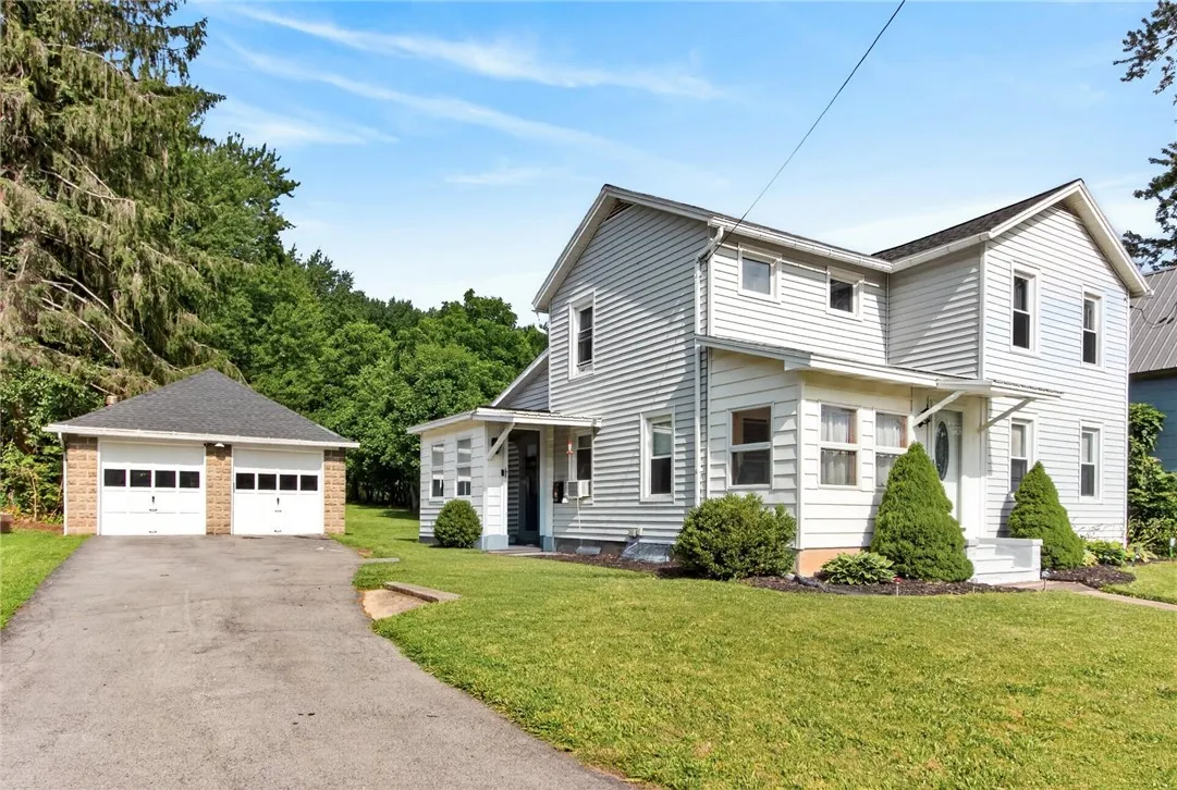 65 Cayuga Street, Galen, New York 14433, Galen, New York 14433, 3 Bedrooms Bedrooms, 7 Rooms Rooms,1 BathroomBathrooms,Residential,For Sale,65 Cayuga Street, Galen, New York 14433,0,R1697068