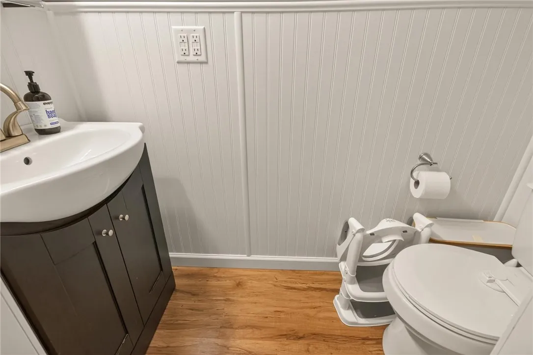 65 Cayuga Street, Galen, New York 14433, Galen, New York 14433, 3 Bedrooms Bedrooms, 7 Rooms Rooms,1 BathroomBathrooms,Residential,For Sale,65 Cayuga Street, Galen, New York 14433,0,R1697068