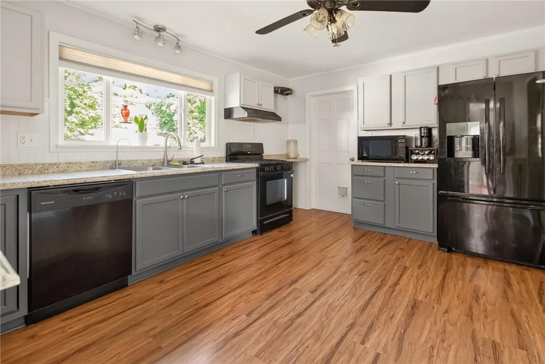 65 Cayuga Street, Galen, New York 14433, Galen, New York 14433, 3 Bedrooms Bedrooms, 7 Rooms Rooms,1 BathroomBathrooms,Residential,For Sale,65 Cayuga Street, Galen, New York 14433,0,R1697068