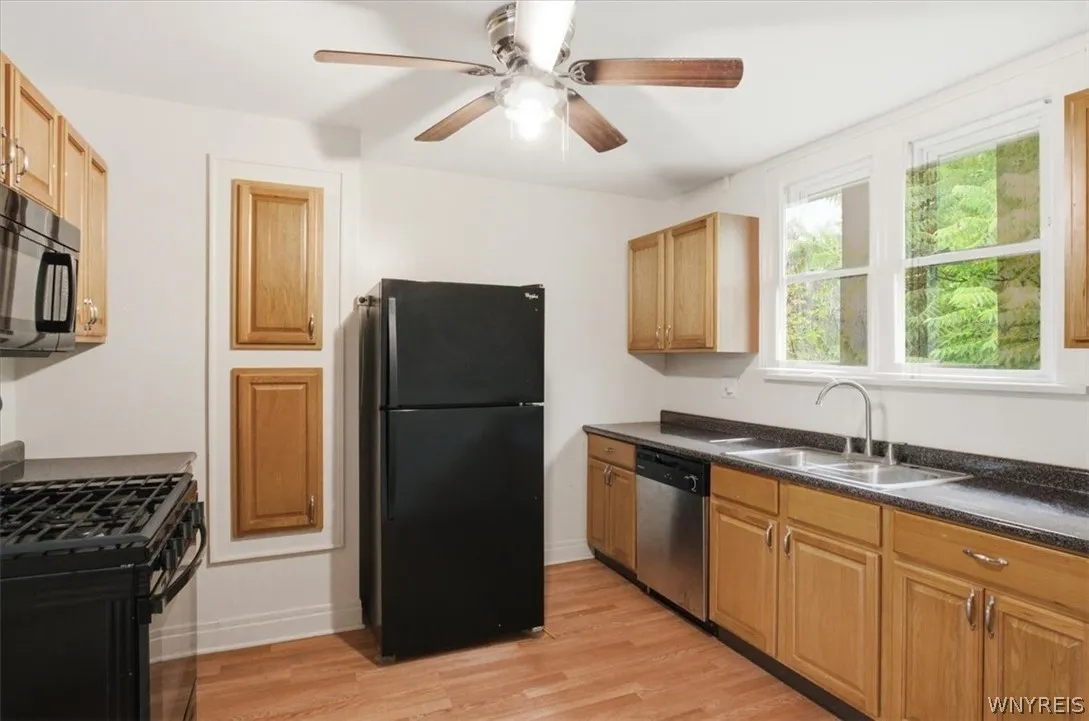 446 Linden Avenue, Buffalo, New York 14216, Buffalo, New York 14216, 4 Bedroom Bedrooms, ,2 BathroomBathrooms,Residential,For Sale,446 Linden Avenue, Buffalo, New York 14216,0,B1698628
