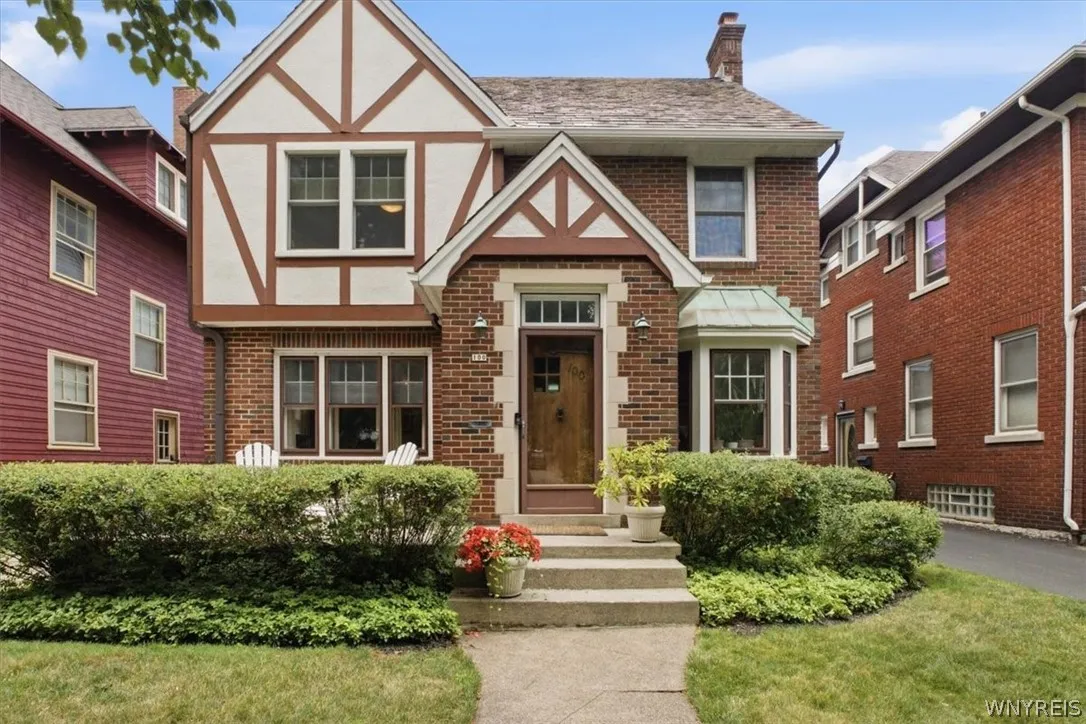 100 Chatham Avenue, Buffalo, New York 14216, Buffalo, New York 14216, 3 Bedroom Bedrooms, 11 Room Rooms,2 BathroomBathrooms,Residential,Closed,100 Chatham Avenue, Buffalo, New York 14216,0,B1698720