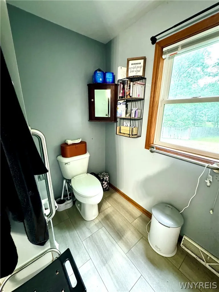4955 Seneca Street, West Seneca, New York 14224, West Seneca, New York 14224, 3 Bedroom Bedrooms, 7 Room Rooms,2 BathroomBathrooms,Residential,For Sale,4955 Seneca Street, West Seneca, New York 14224,0,B1700012