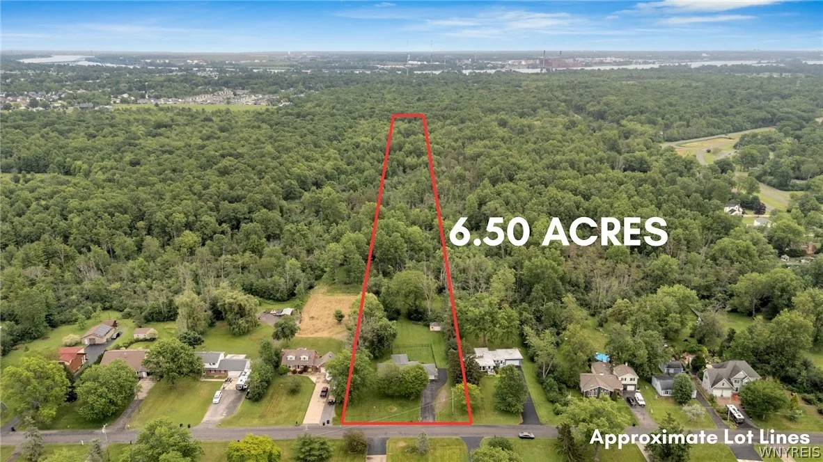 597 Alt Boulevard, Grand Island, New York 14072, Grand Island, New York 14072, 3 Bedroom Bedrooms, 7 Room Rooms,1 BathroomBathrooms,Residential,For Sale,597 Alt Boulevard, Grand Island, New York 14072,0,B1697224