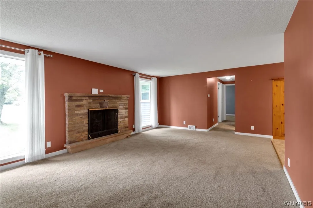 597 Alt Boulevard, Grand Island, New York 14072, Grand Island, New York 14072, 3 Bedroom Bedrooms, 7 Room Rooms,1 BathroomBathrooms,Residential,For Sale,597 Alt Boulevard, Grand Island, New York 14072,0,B1697224