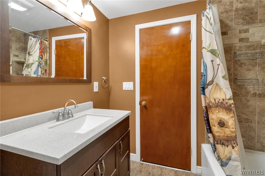 597 Alt Boulevard, Grand Island, New York 14072, Grand Island, New York 14072, 3 Bedroom Bedrooms, 7 Room Rooms,1 BathroomBathrooms,Residential,For Sale,597 Alt Boulevard, Grand Island, New York 14072,0,B1697224
