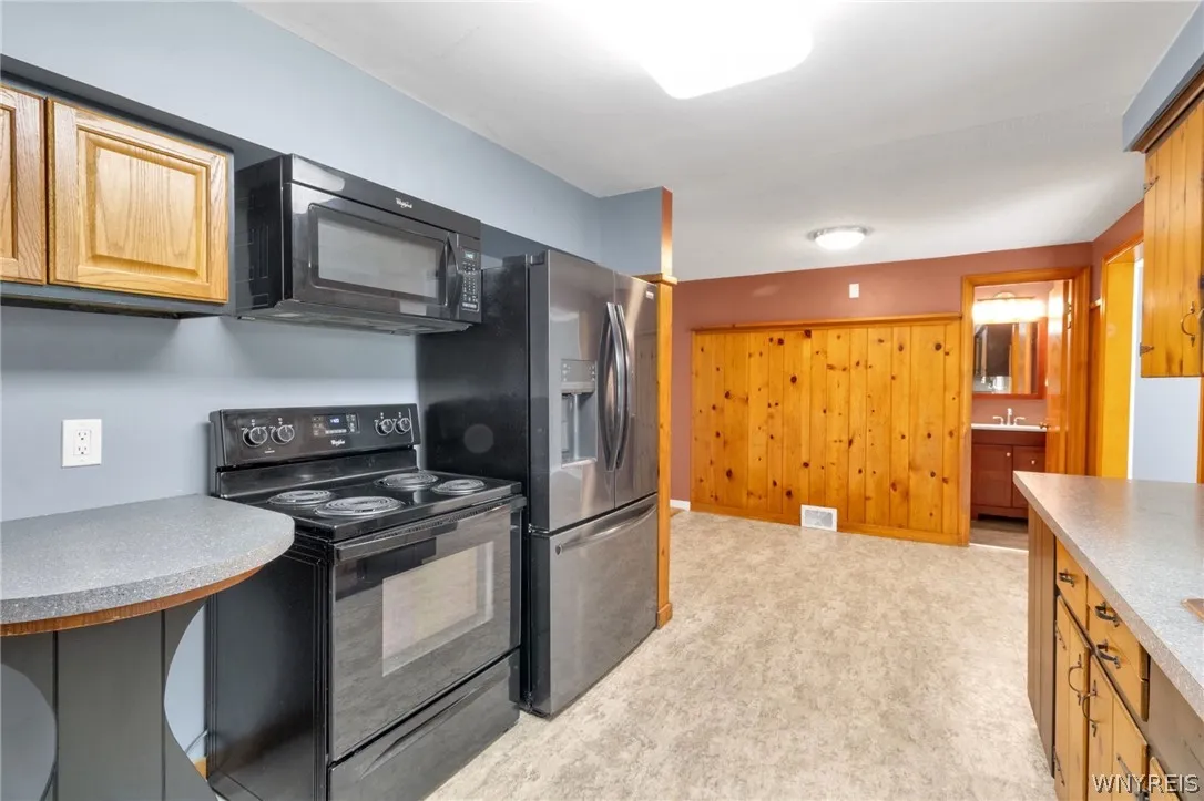 597 Alt Boulevard, Grand Island, New York 14072, Grand Island, New York 14072, 3 Bedroom Bedrooms, 7 Room Rooms,1 BathroomBathrooms,Residential,For Sale,597 Alt Boulevard, Grand Island, New York 14072,0,B1697224