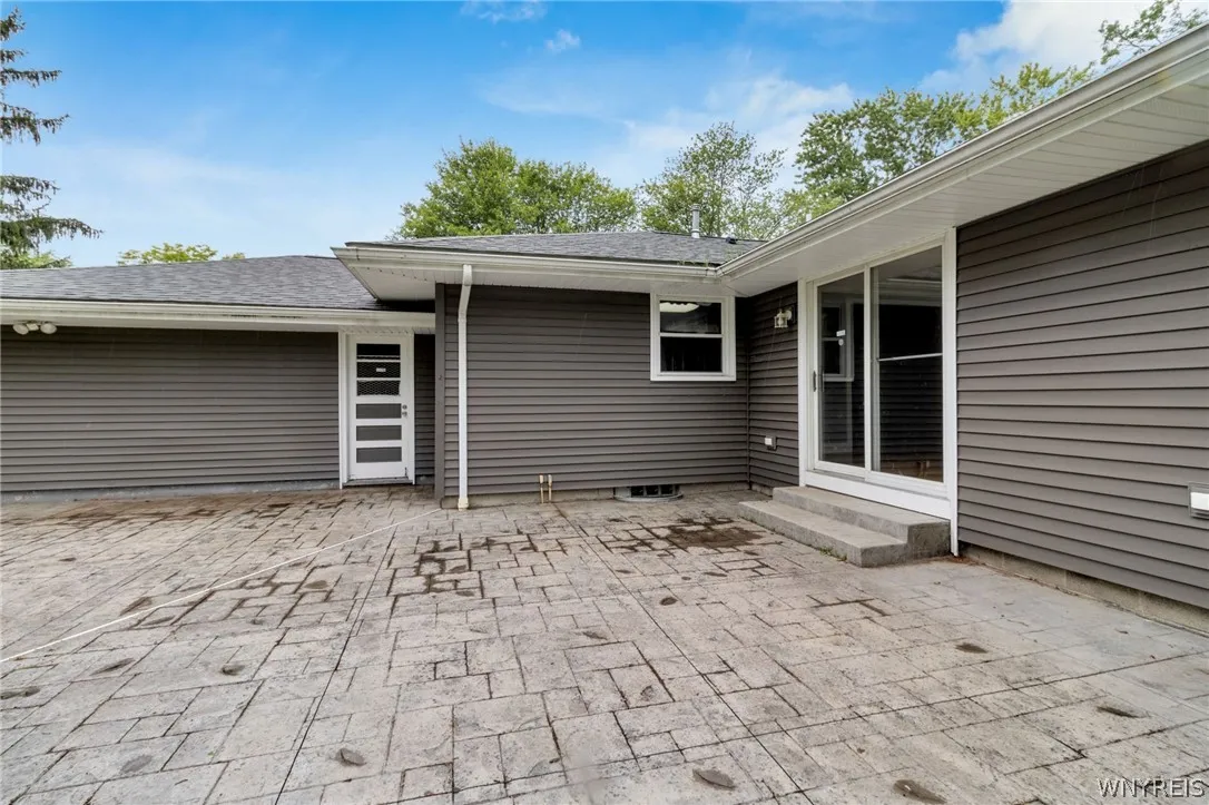 597 Alt Boulevard, Grand Island, New York 14072, Grand Island, New York 14072, 3 Bedroom Bedrooms, 7 Room Rooms,1 BathroomBathrooms,Residential,For Sale,597 Alt Boulevard, Grand Island, New York 14072,0,B1697224