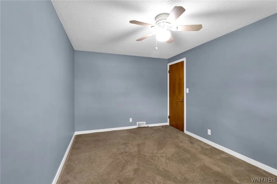 597 Alt Boulevard, Grand Island, New York 14072, Grand Island, New York 14072, 3 Bedroom Bedrooms, 7 Room Rooms,1 BathroomBathrooms,Residential,For Sale,597 Alt Boulevard, Grand Island, New York 14072,0,B1697224