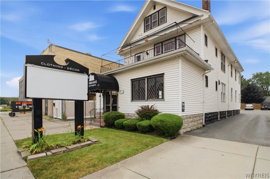 1361 Hertel Avenue, Buffalo, New York 14216, Buffalo, New York 14216, ,Commercial Sale,For Sale,1361 Hertel Avenue, Buffalo, New York 14216,0,B1698526