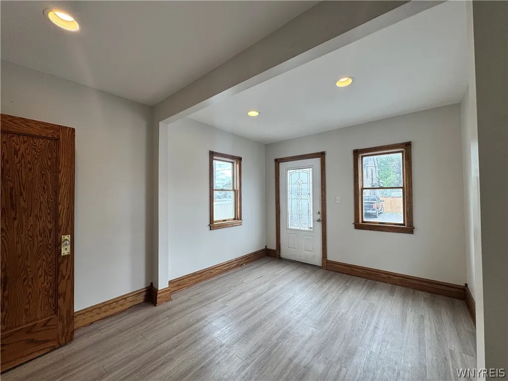 1361 Hertel Avenue, Buffalo, New York 14216, Buffalo, New York 14216, ,Commercial Sale,For Sale,1361 Hertel Avenue, Buffalo, New York 14216,0,B1698526