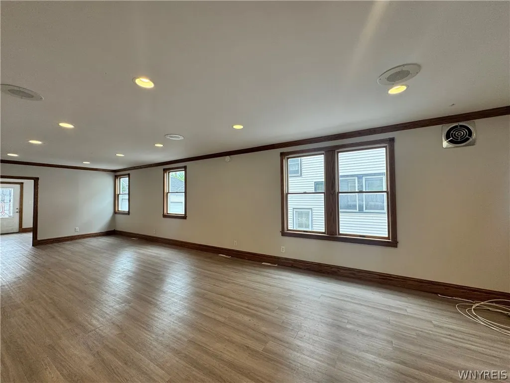 1361 Hertel Avenue, Buffalo, New York 14216, Buffalo, New York 14216, ,Commercial Sale,For Sale,1361 Hertel Avenue, Buffalo, New York 14216,0,B1698526