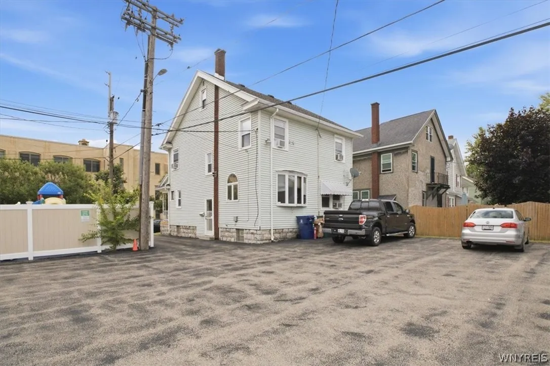 50 Saranac Avenue, Buffalo, New York 14216, Buffalo, New York 14216, 4 Bedroom Bedrooms, 10 Room Rooms,1 BathroomBathrooms,Residential,For Sale,50 Saranac Avenue, Buffalo, New York 14216,0,B1701199