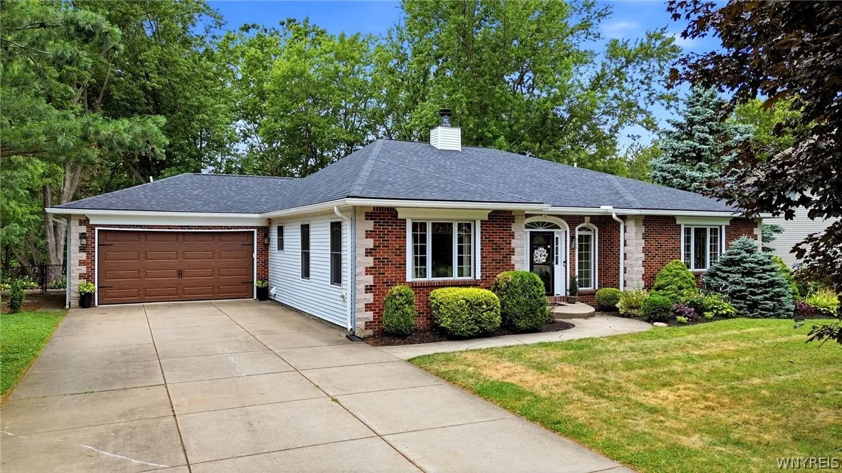 5 Ventura Drive, Orchard Park, New York 14127, Orchard Park, New York 14127, 3 Bedroom Bedrooms, 16 Room Rooms,2 BathroomBathrooms,Residential,Closed,5 Ventura Drive, Orchard Park, New York 14127,0,B1700010